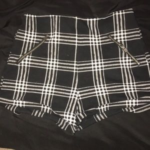 plaid shorts